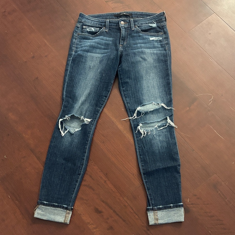 Joe’s Jeans Distressed Blue Jeans